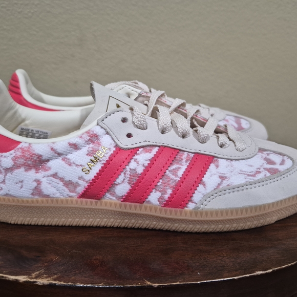 Adidas Samba Women's Pink and Cream Sneakers JR8841 Size 7.5 - Picture 3 of 6